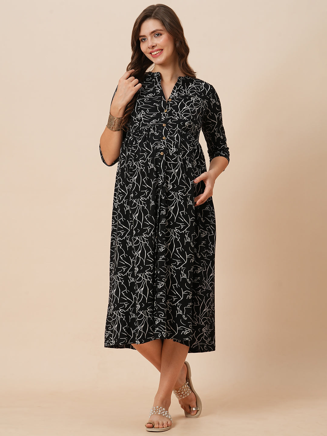 Organic Cotton Full Length Maternity Dress with 3/4th sleeves ISML021-Black line art